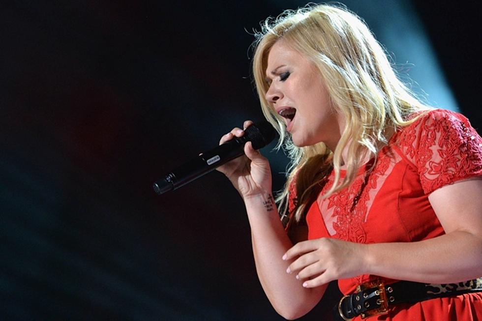Kelly Clarkson Announces Stars for Upcoming TV Christmas Special
