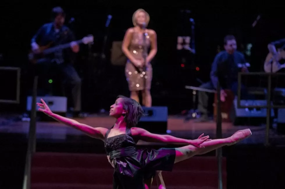 Kellie Pickler Performs with Nashville Ballet