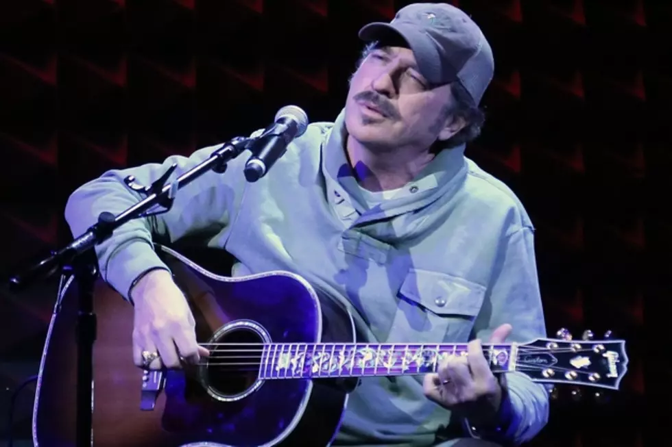 Kix Brooks Performs Sold-Out Show to Help Historic Texas Theater