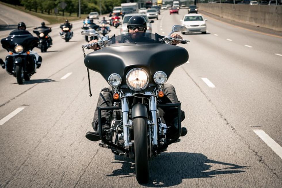 Brantley Gilbert Completes &#8216;From Athens to Arlington&#8217; Motorcycle Ride [PHOTOS]