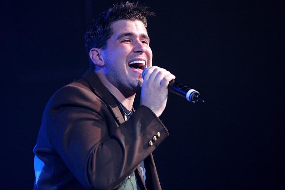 Josh Gracin Teases More New Material on Facebook