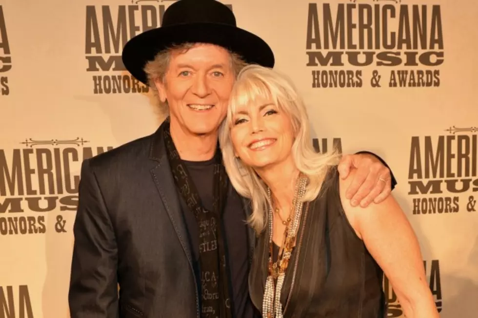 Emmylou Harris Offers Details of Album With Rodney Crowell