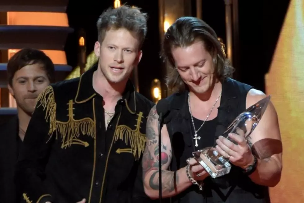 Florida Georgia Line Crowned Vocal Duo of the Year at 2014 CMA Awards