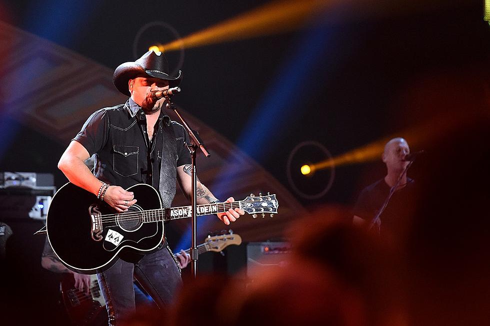 Jason Aldean Wins Artist of the Year, Performs at ACC Awards