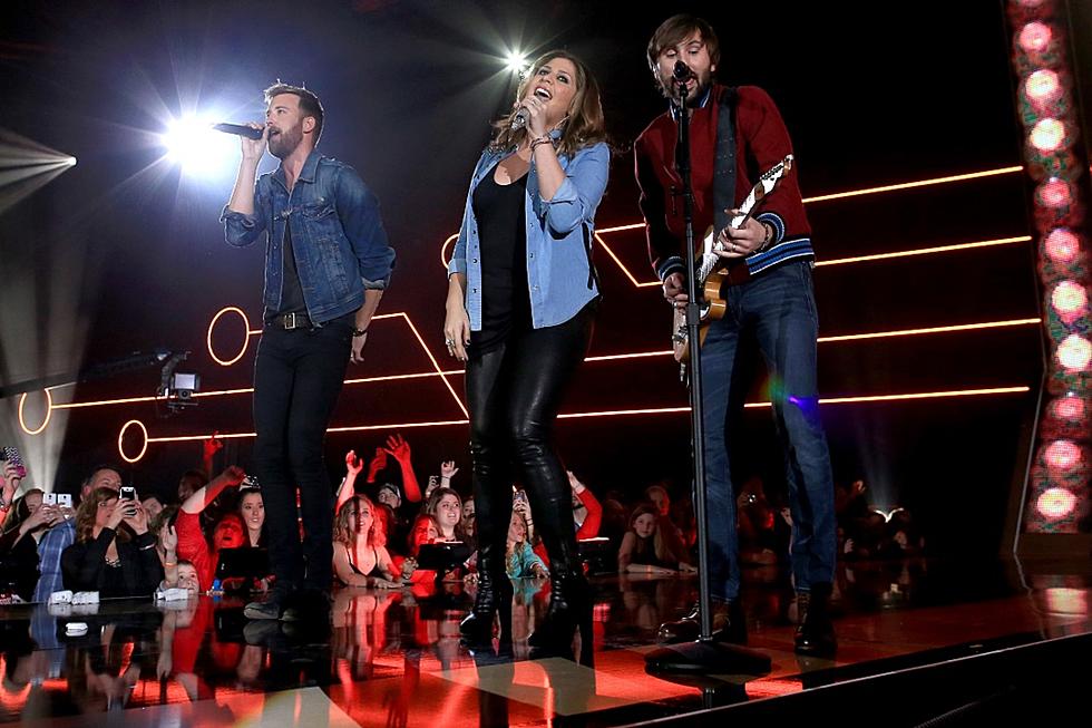 Lady Antebellum Perform 'Bartender,' 'Freestyle' at ACCAs