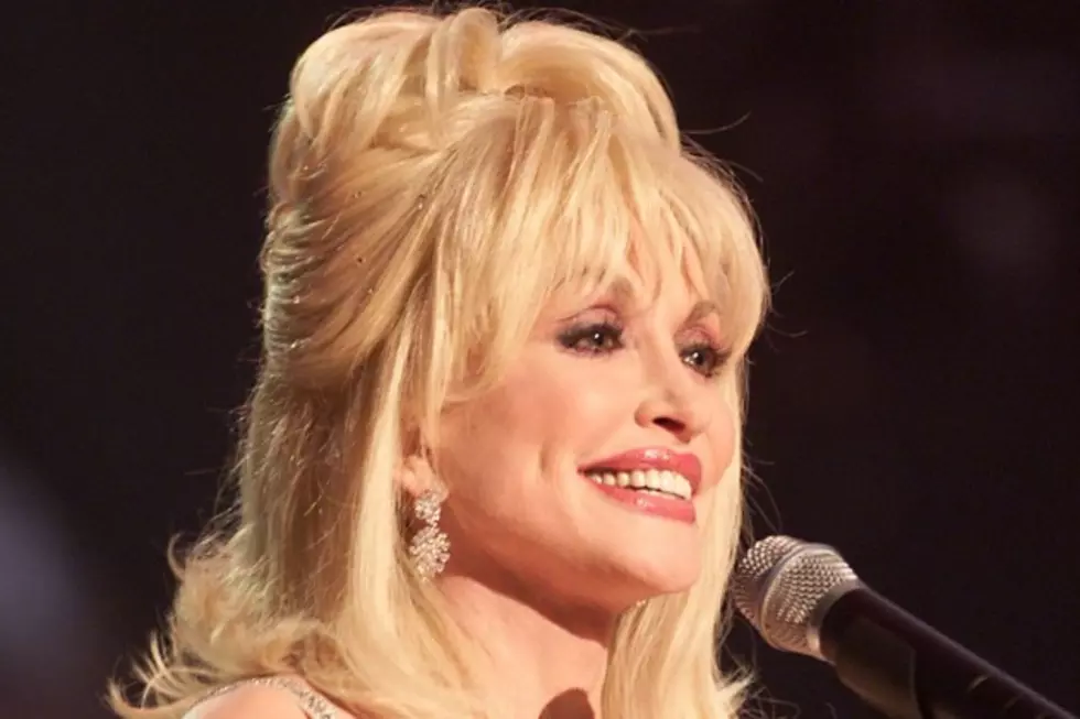 News Roundup: Dolly Parton Sings With Boy With Down Syndrome, Blake Shelton Teases &#8216;Sangria&#8217; Video
