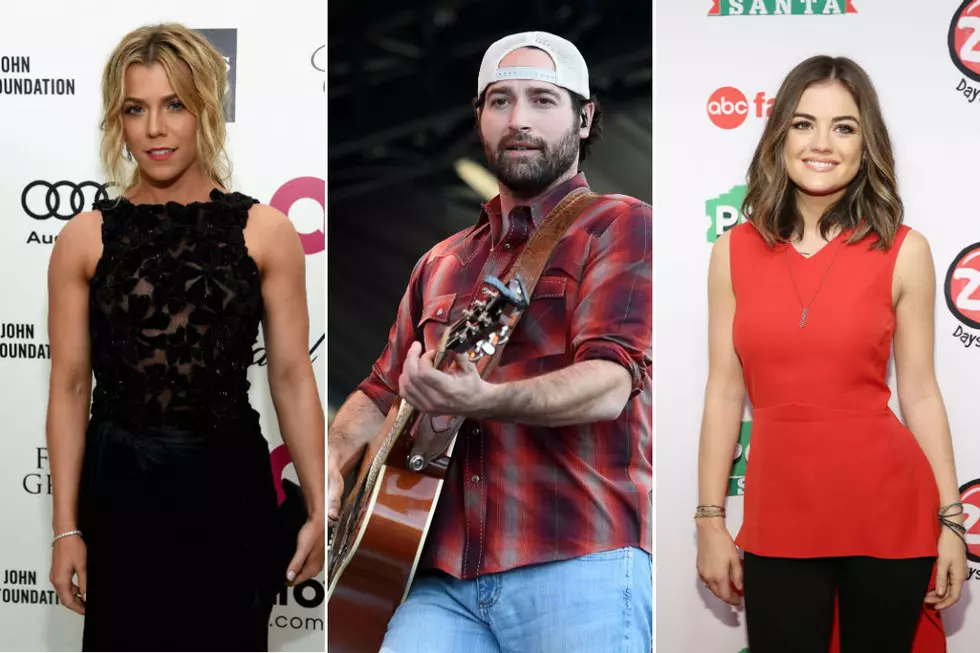 Blue and Black or White and Gold? Country Stars Weigh in on ‘The Dress’