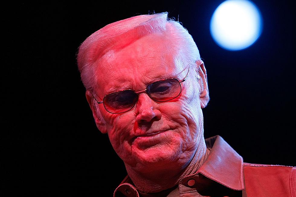 64 Years Ago: George Jones Earns First No. 1 Single With ‘White Lightning’