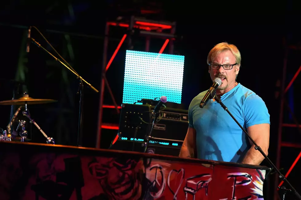 The First Time Phil Vassar Heard Himself on the Radio, He Thought It Was a Dream