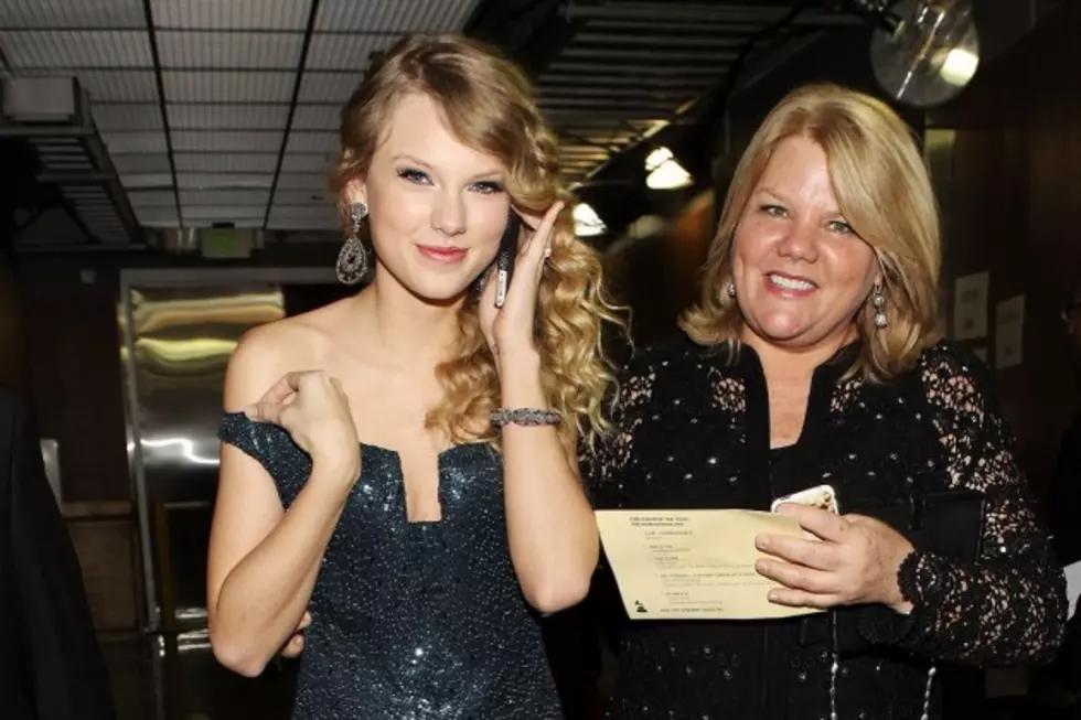 Taylor Swift&#8217;s Mom Diagnosed With Cancer