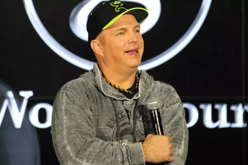 Garth Brooks&#8217; Plans for Next Single on Hold