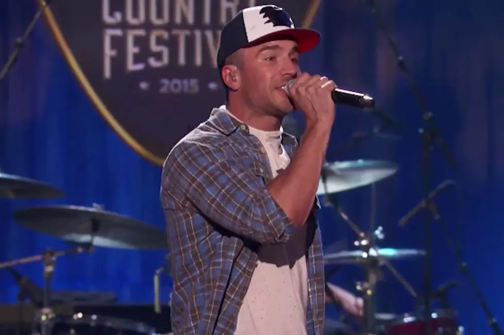 Sam Hunt Performs &#8216;Leave the Night On&#8217; at 2015 iHeartRadio Country Festival [WATCH]