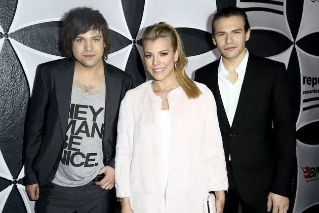 The Band Perry&#8217;s Reaction to Their First Radio Airplay? Silence &#8230; Then Screaming