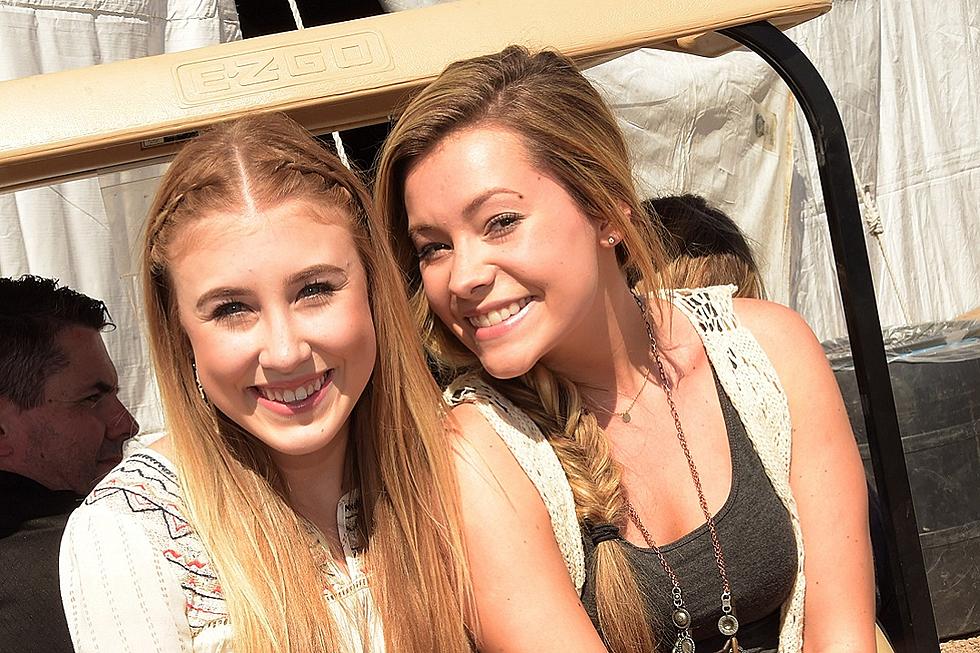 Maddie & Tae Win 2015 Golden Boot Awards New Artist of the Year