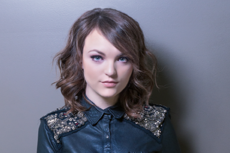 Interview: Country-Pop Newbie Abi Ann Looking Forward to Summer Vacation on the Road With Kelly Clarkson
