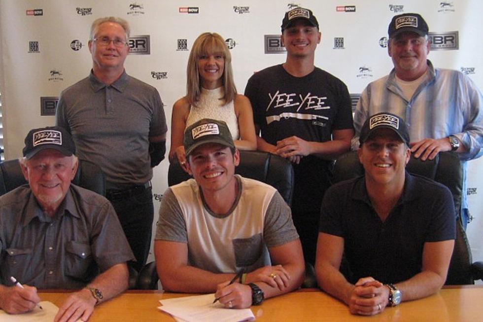 Granger Smith Signs New Record Deal