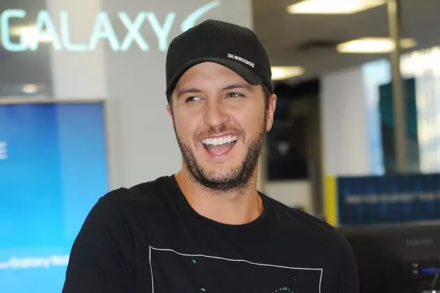 Luke Bryan Gets Energy From His Family, &#8216;Watching People Have Fun&#8217;