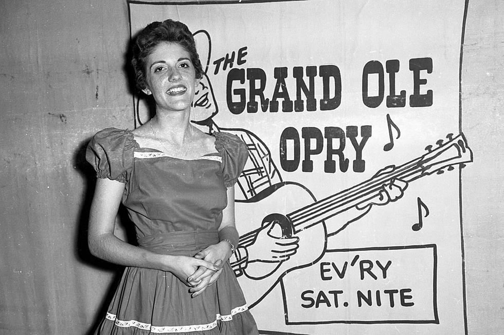 Country Music Memories: The Grand Ole Opry Begins Broadcasting