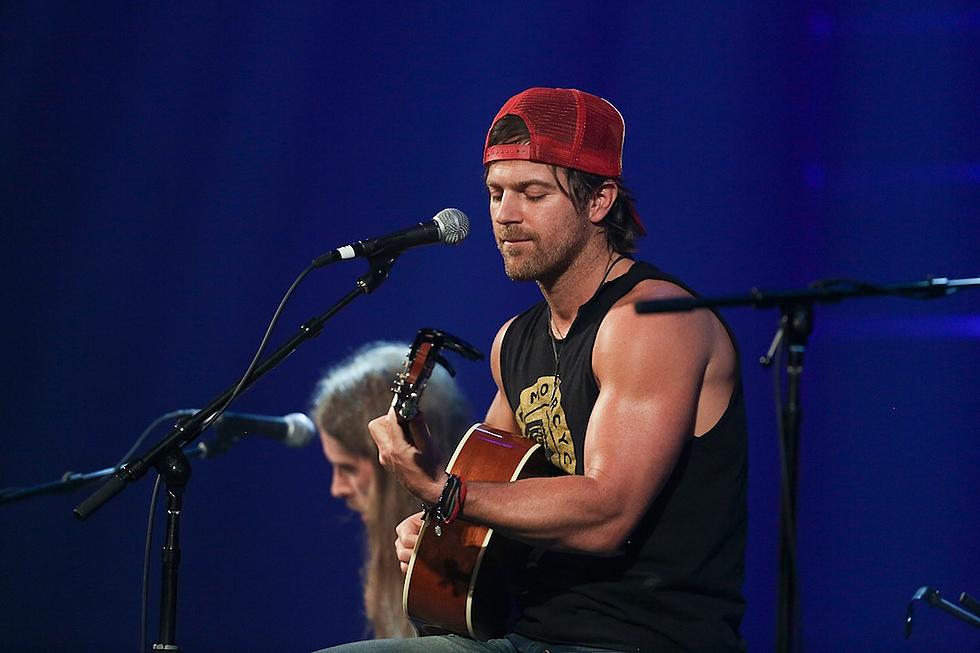 Kip Moore Shares Lyric Video for ‘Running for You’