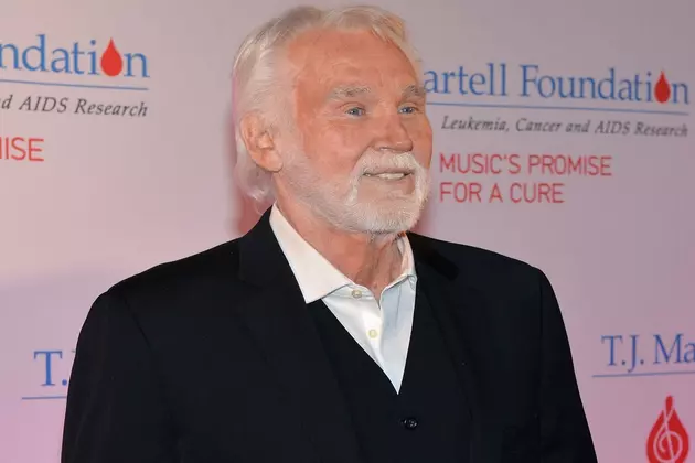 Kenny Rogers&#8217; Parenting Strategy: &#8216;Positive Examples From a Negative Experience&#8217;