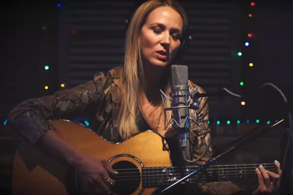 Jewel Shares 'Pretty Faced Fool' Music Video