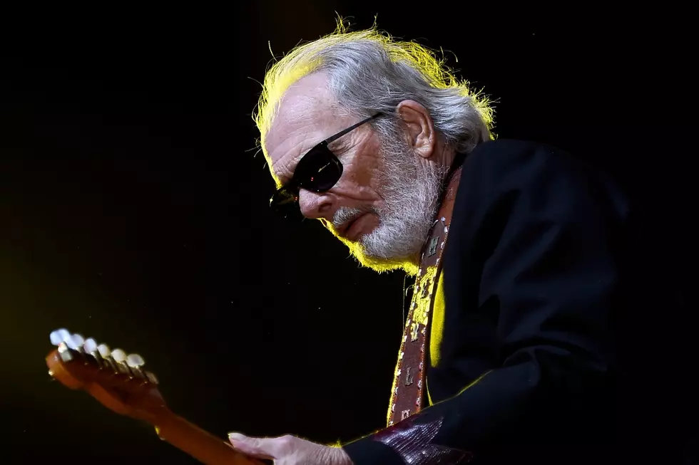 Merle Haggard’s Funeral Will Be a Private Ceremony