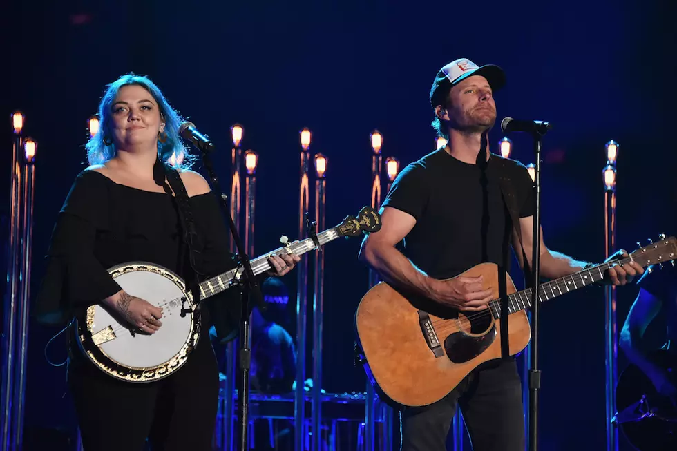 Dierks Bentley, Elle King Win 2016 CMA Awards Musical Event of the Year Trophy