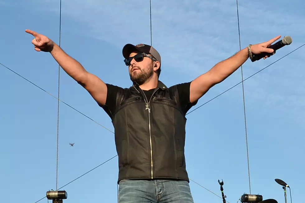 Watch Tyler Farr Debut a New Song Live in Concert