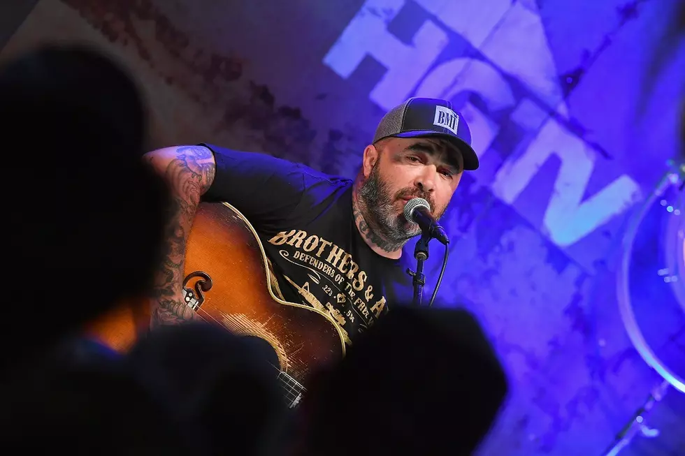 Hear Aaron Lewis’ Collaboration With Willie Nelson, ‘Sinner’