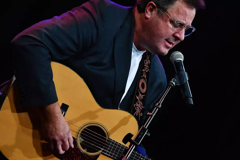 Vince Gill Performs Song Inspired By Amy Grant at CRS 2017 [WATCH]