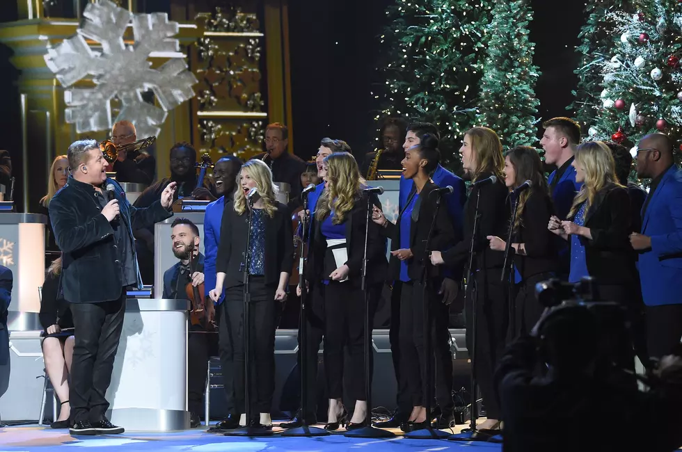 &#8216;CMA Country Christmas&#8217; TV Special Ushers in the Holidays