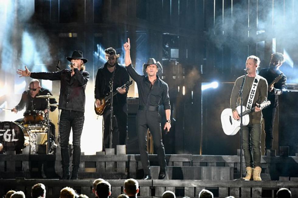Florida Georgia Line and Tim McGraw Collaborate on ‘May We All’ at 2016 CMA Awards