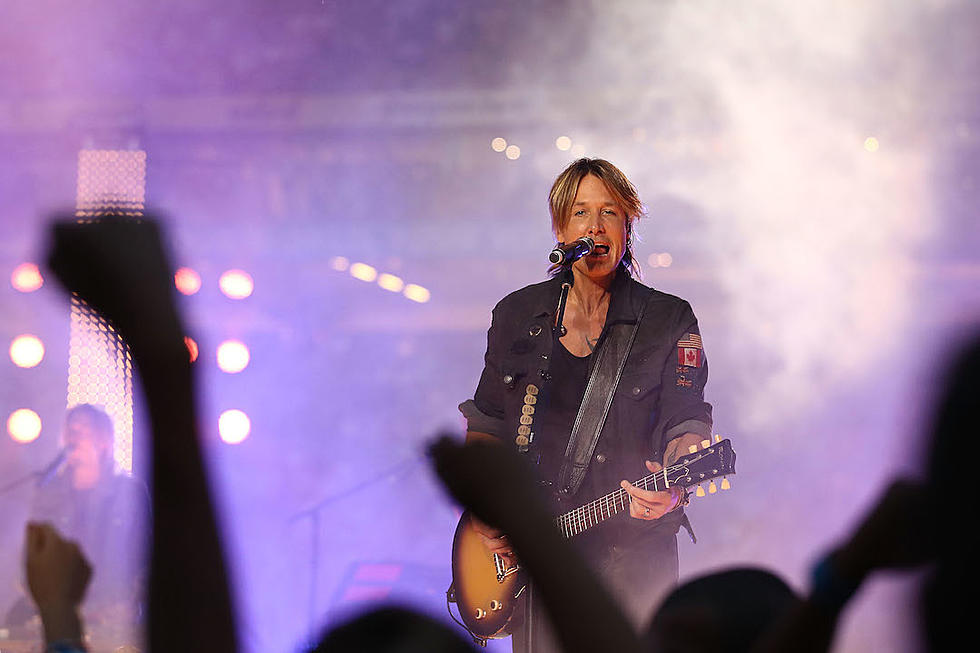 Keith Urban Reacts to His 2017 ACM Awards Nods: ‘What the Hell Is Going On?’