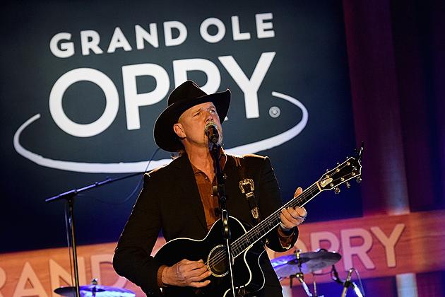 How Does Trace Adkins Feel Following USO Tours? Guilty