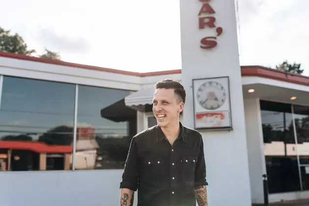 Interview: BJ Barham Discusses American Aquarium&#8217;s Next Album, &#8216;Things Change&#8217;