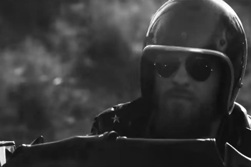 Watch Brantley Gilbert’s New Apple Music Commercial