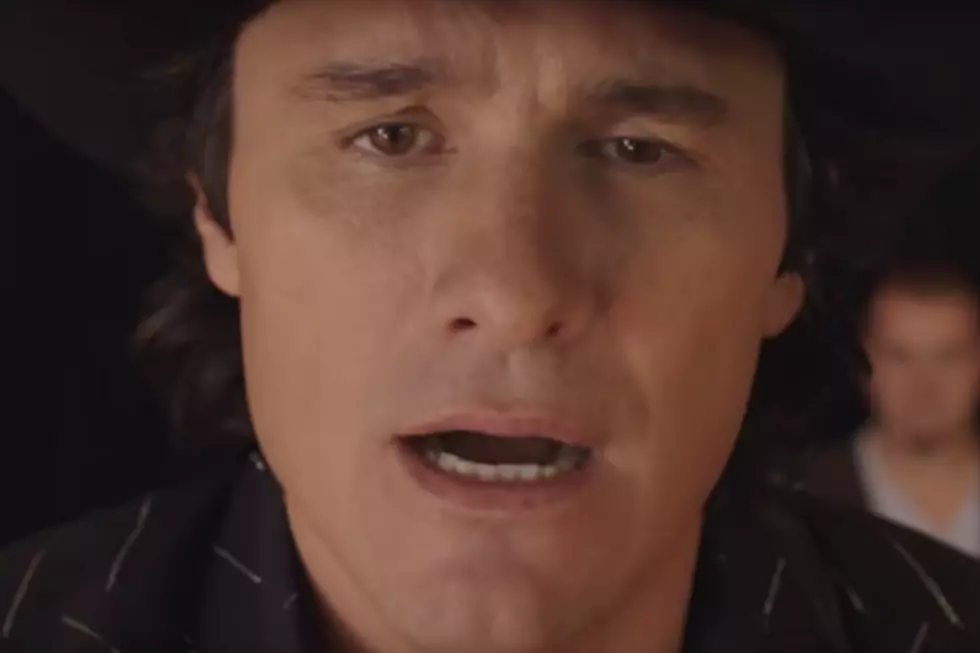 Joe Nichols Teams With Sir Mix-a-Lot for Twangy ‘Baby Got Back’ Cover, Video