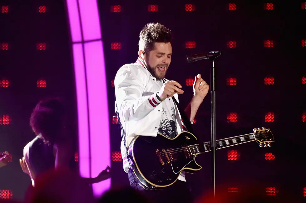 News Roundup: Thomas Rhett Playing Thanksgiving Day Game + More