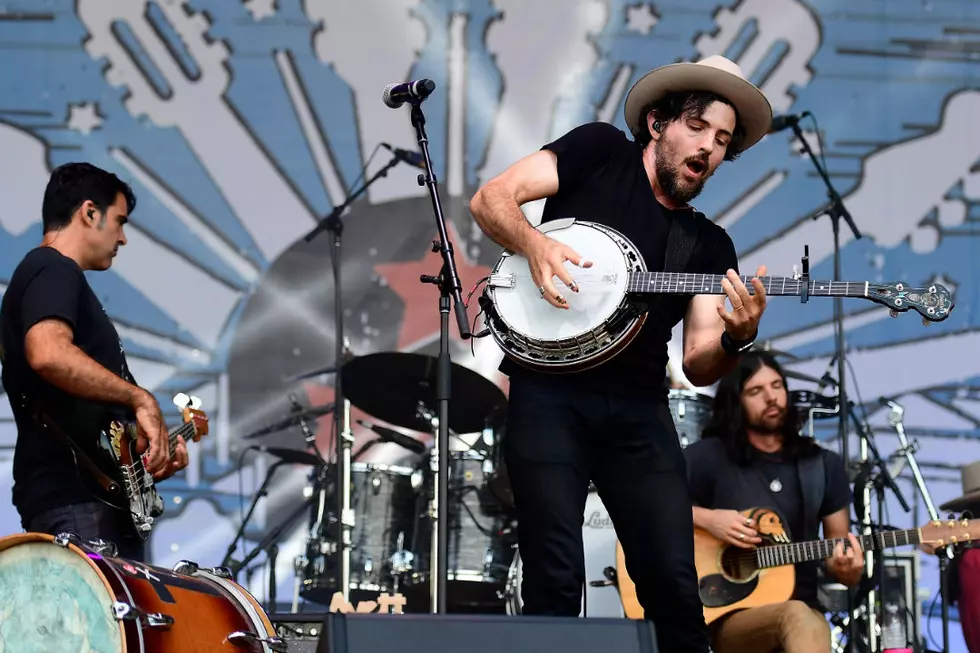 Watch the Avett Brothers Cover Tom Petty’s ‘You Don’t Know How It Feels’