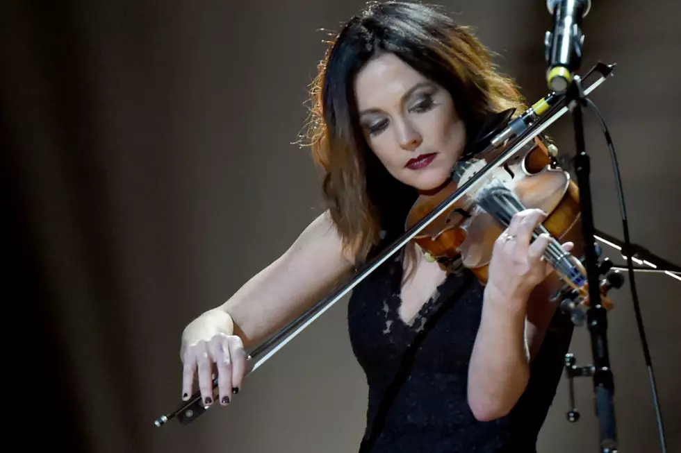 Watch Amanda Shires Perform ‘The Way It Dimmed’ on ‘Austin City Limits’ [Exclusive Video]