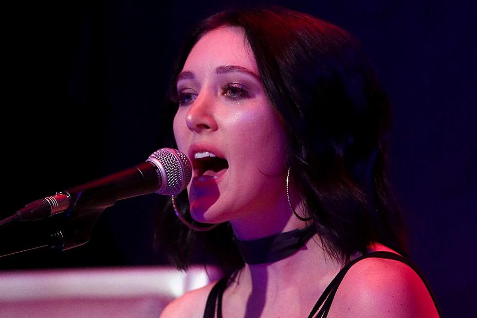 Story Behind the Song: Aubrie Sellers, 'People Talking'