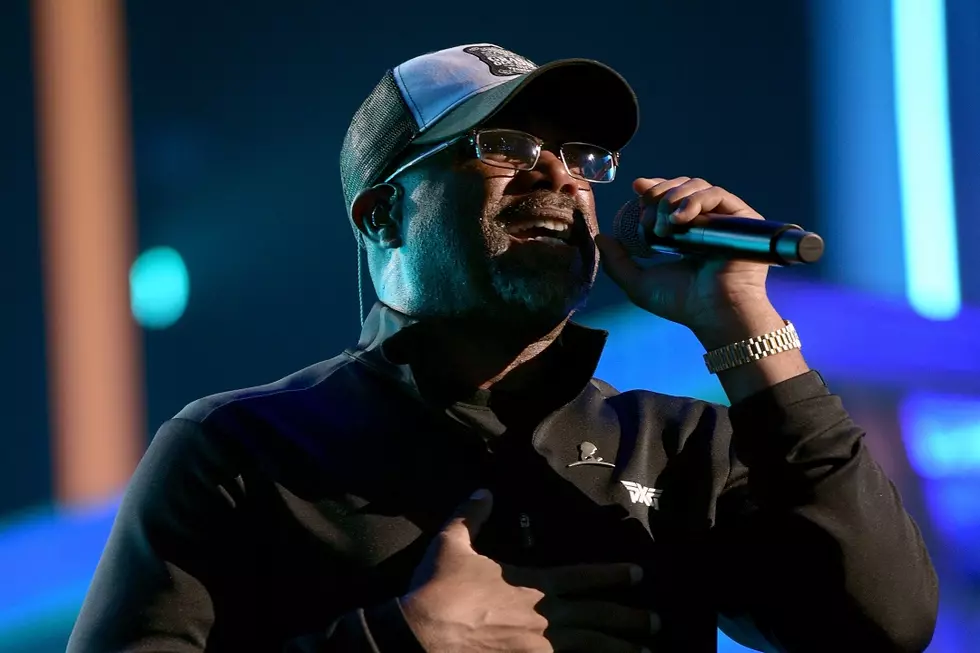 Darius Rucker Offers Feel-Good &#8216;For the First Time&#8217; at 2018 ACM Awards