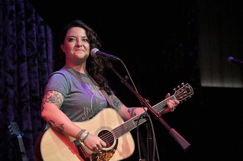 Ashley McBryde Recalls Meeting Fan Who Kicked Addiction With Help From &#8216;Girl Going Nowhere&#8217;