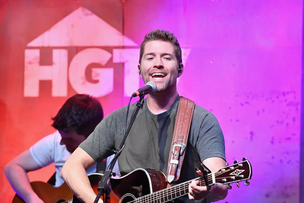 Josh Turner Had to Pull Off the Road When He First Heard Himself on the Radio