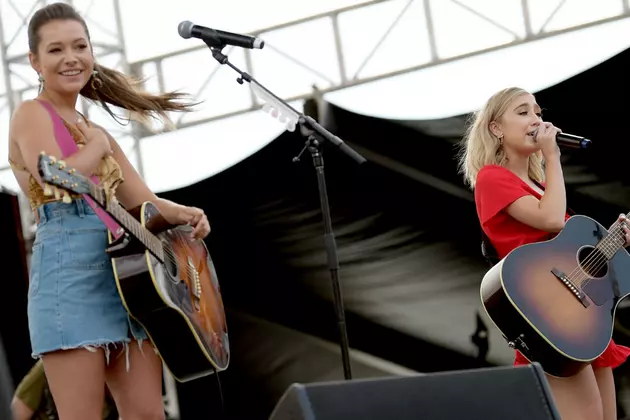 Maddie &#038; Tae: 2018 CMA Awards Nomination Was a &#8216;Spirit Lifter&#8217;