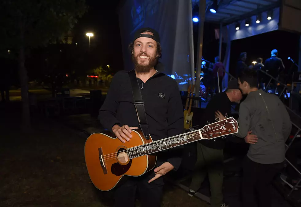Chris Janson: ‘Good Vibes’ Is ‘a Reminder to Myself’ to Stay Positive and Grateful