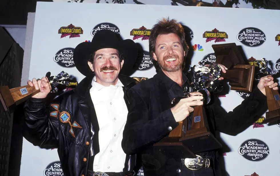ACM Awards Throwback: Peek Behind the Scenes at the Awards Show in the ‘90s