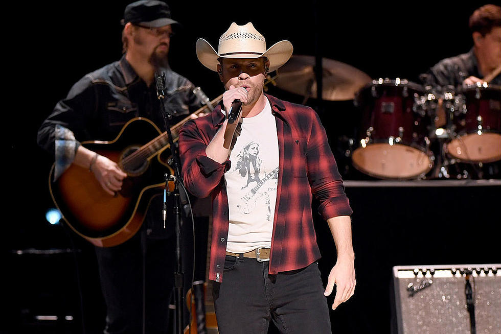 Dustin Lynch Is Ready to Burn His Hometown to the Ground in New Song ‘Momma’s House’ [LISTEN]