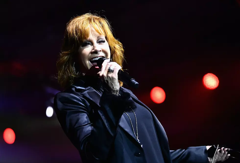 Interview: Reba McEntire Aims for ‘Stone-Cold Country’ on ‘Stronger Than the Truth’