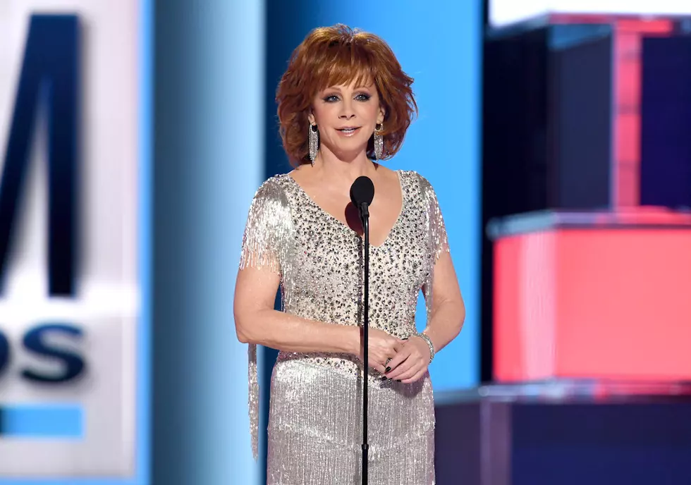2019 ACM Awards: Reba McEntire Gives a Lighthearted, Pointed Monologue [WATCH]